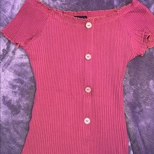 A ribbed orangish red right fitted shirt